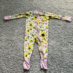 Little sleepies zippy 3-6 months sunflowers